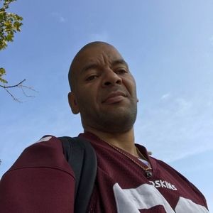 Meet your Posher, Adrian